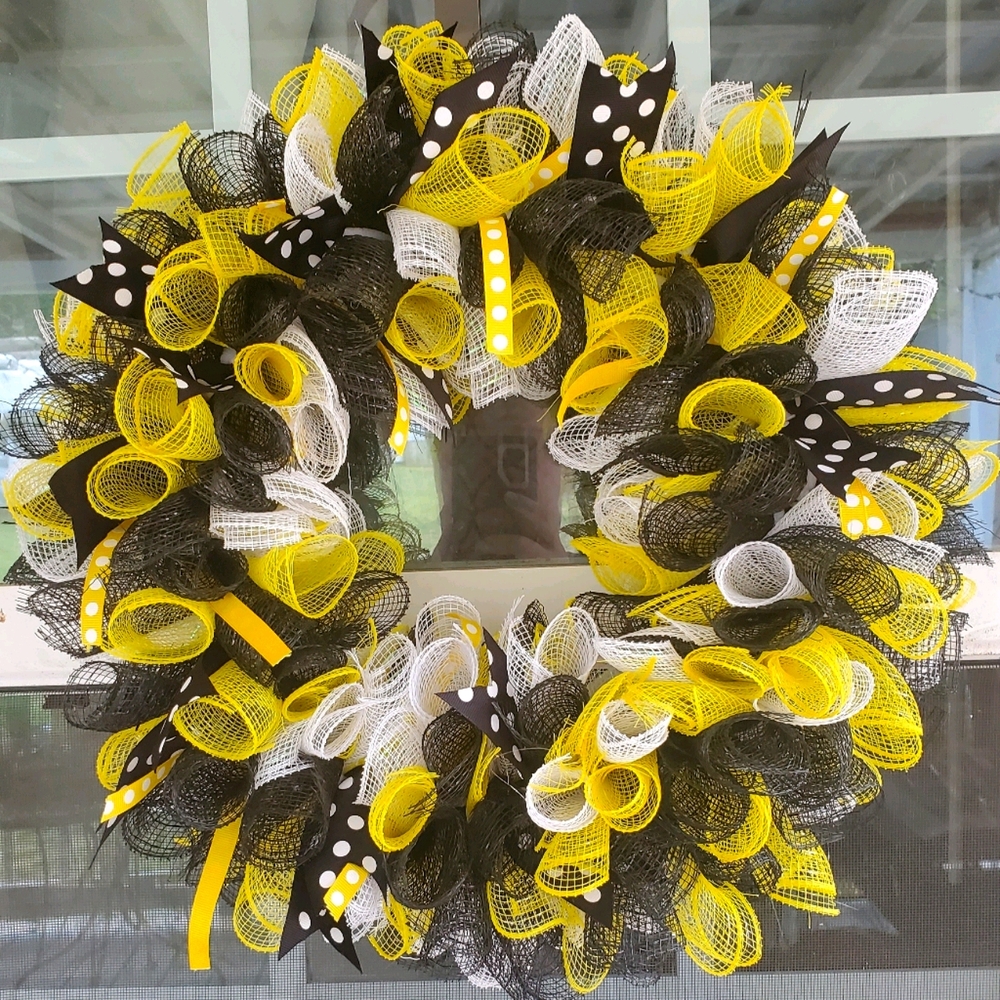 Bumblebee themed wreath